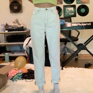 BDG White Contrast Stitch Mom Jeans